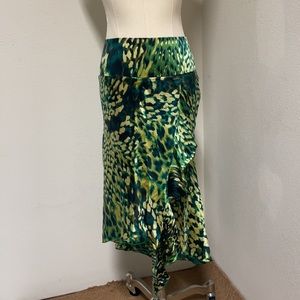 MARCIANO NWT SIZE 4 GREEN SILK SKIRT W/ LEG SLIT